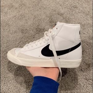 Nike blazer mid ‘77
